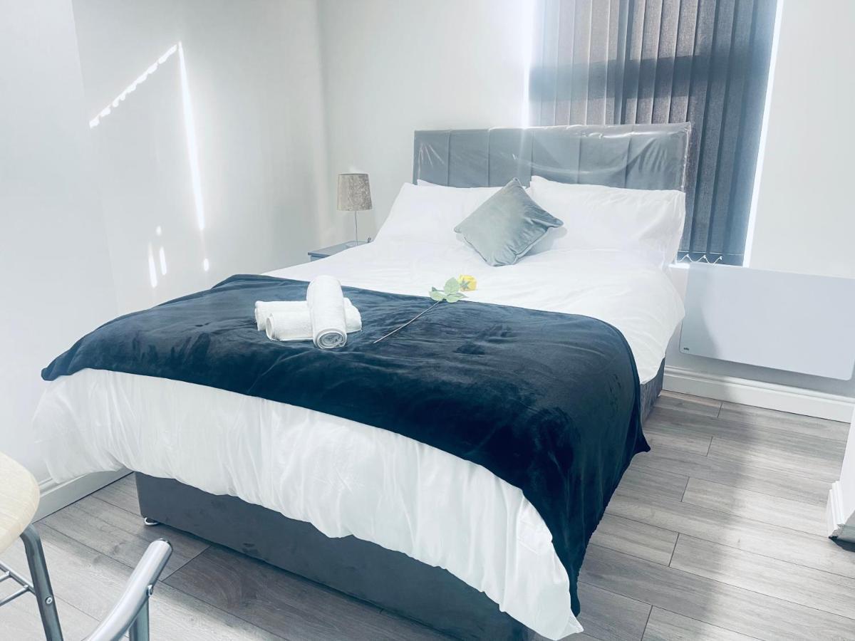 1 Bed Apartment Бірмінгем Екстер'єр фото