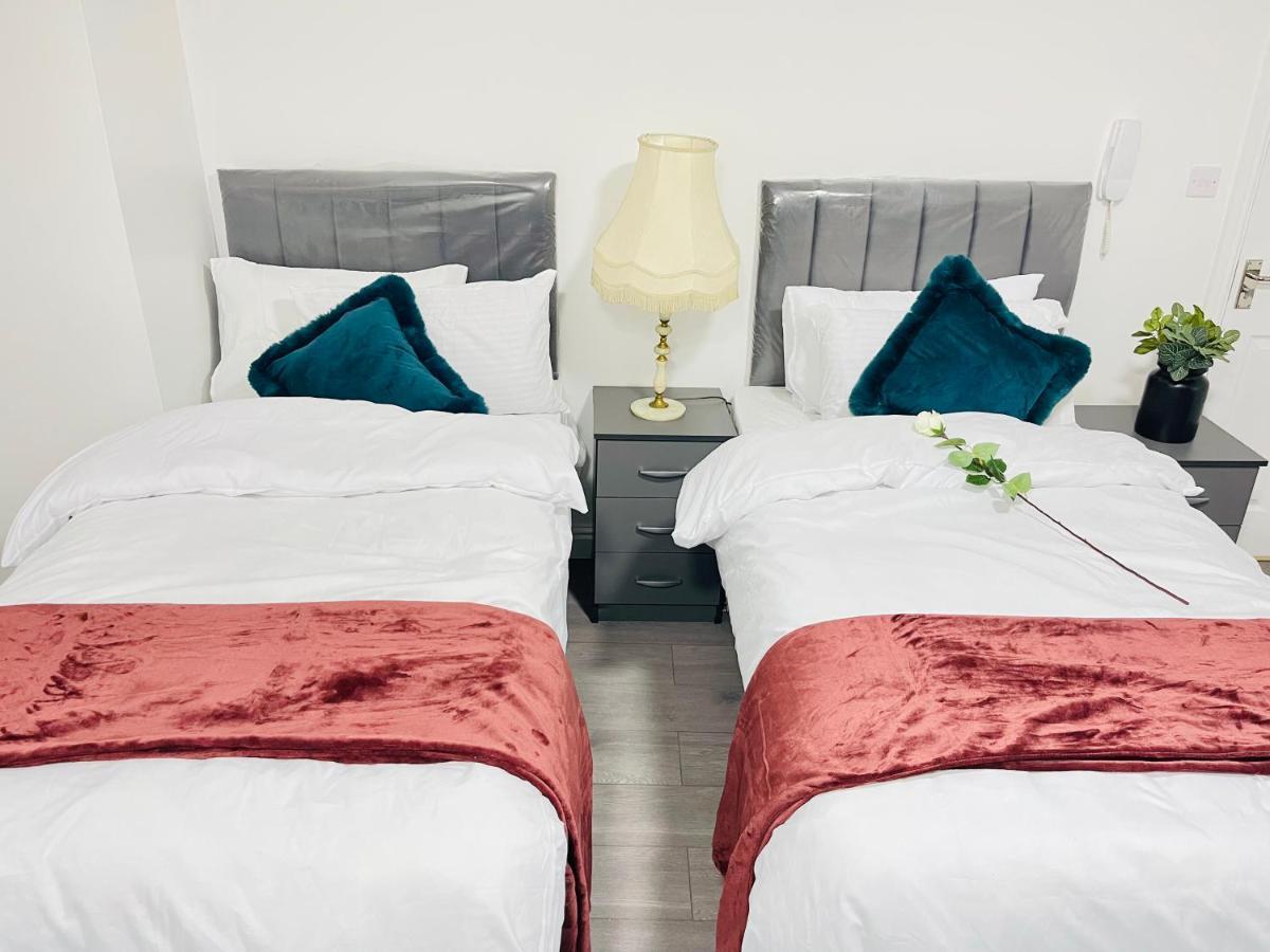 1 Bed Apartment Бірмінгем Екстер'єр фото