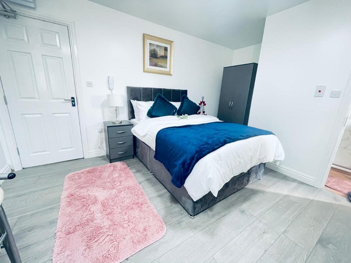 1 Bed Apartment Бірмінгем Екстер'єр фото
